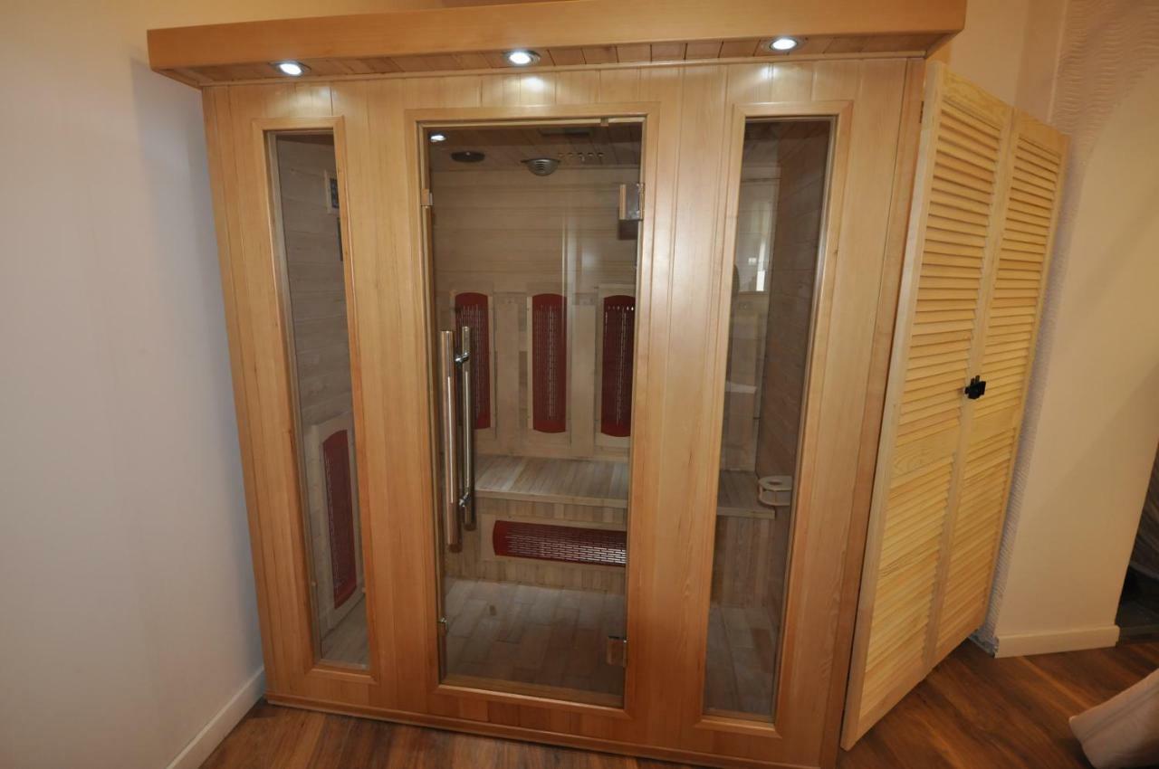 Wild Solutions Sauna Apartments Krasków Eksteriør bilde