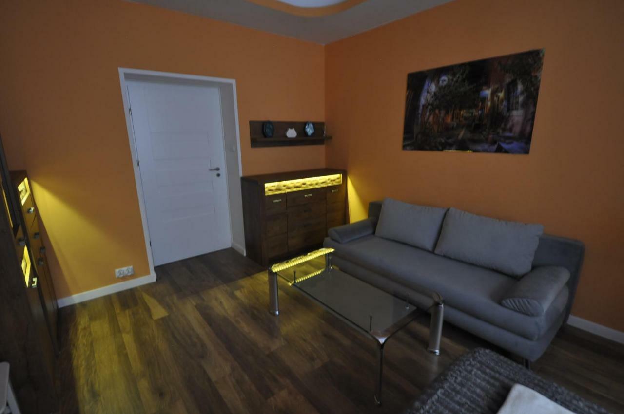 Wild Solutions Sauna Apartments Krasków Eksteriør bilde