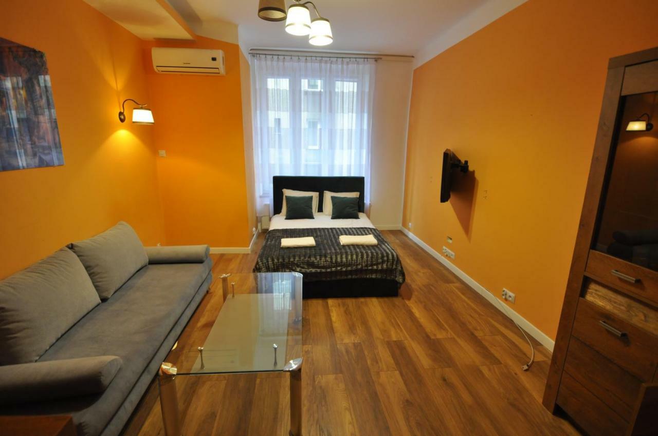 Wild Solutions Sauna Apartments Krasków Eksteriør bilde